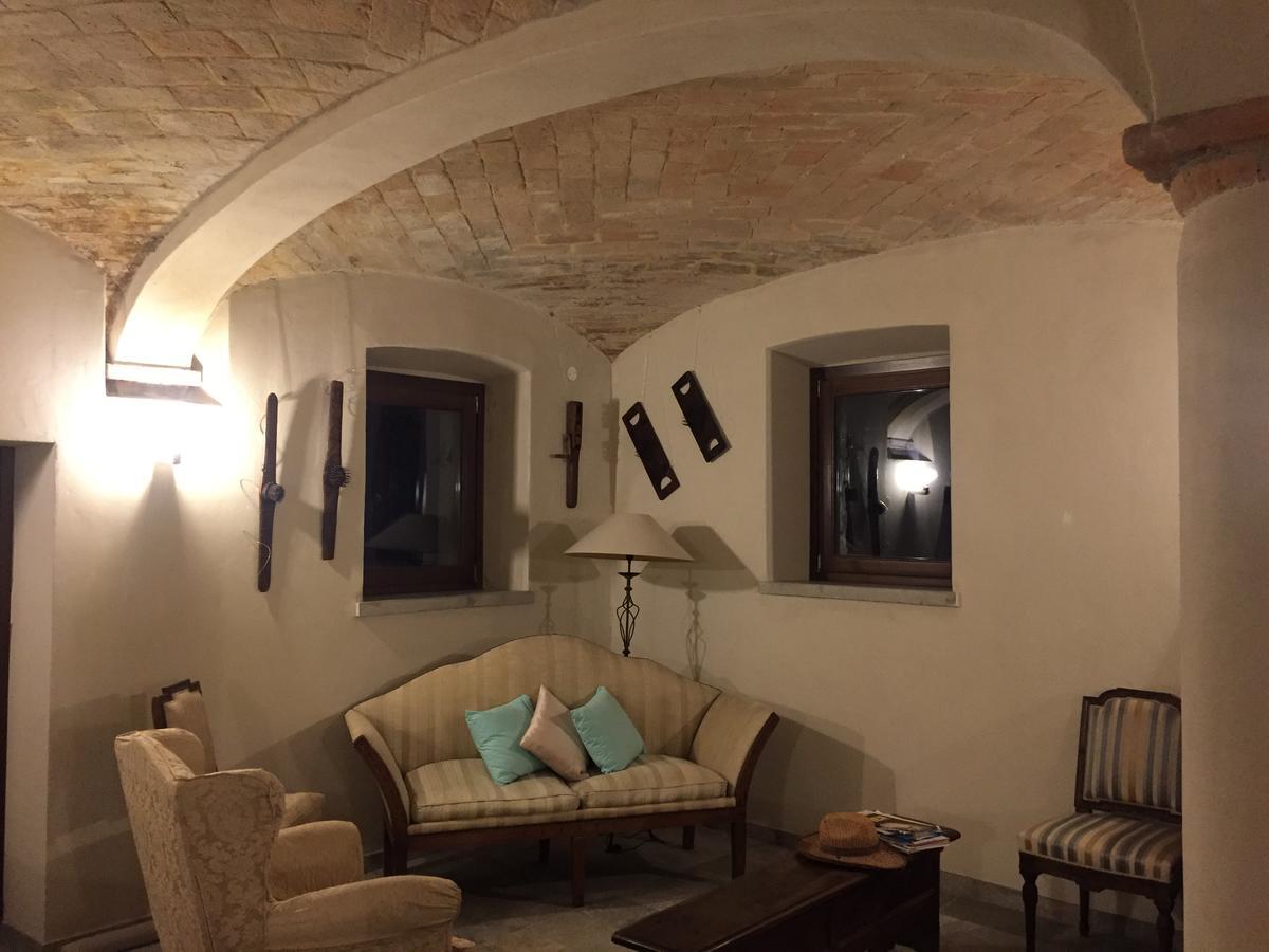 Agriturismo Laterzola 3.0 フィオレンツオーラ・ダルダ エクステリア 写真